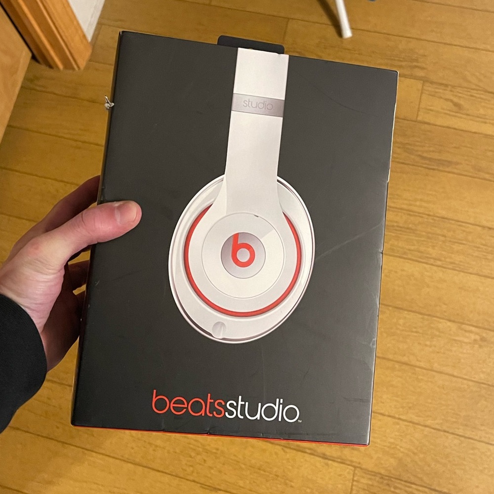 Beats by Dre Studio over ear wired Headphones